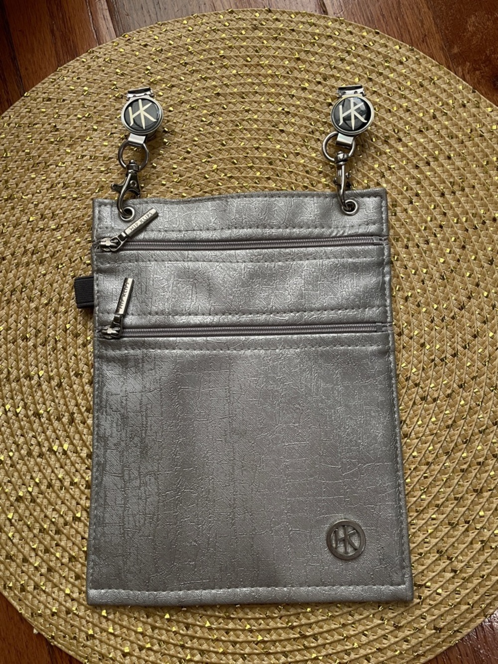 Hip Klips silver bag. EUC with silver hardware